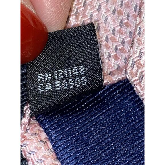 Michael Kors Solid Pink Silk Men's Necktie - Picture 4 of 4